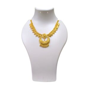 Striking Traditional Crescent Pendant Necklace
