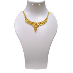 Exquisitely Designed Traditional Gold Necklace
