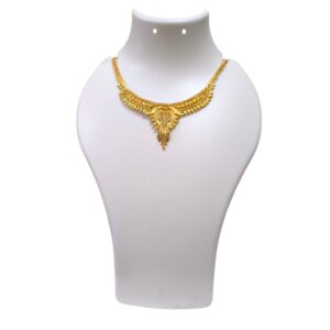Teardrop or Paisley-like Shape Traditional Gold Necklace